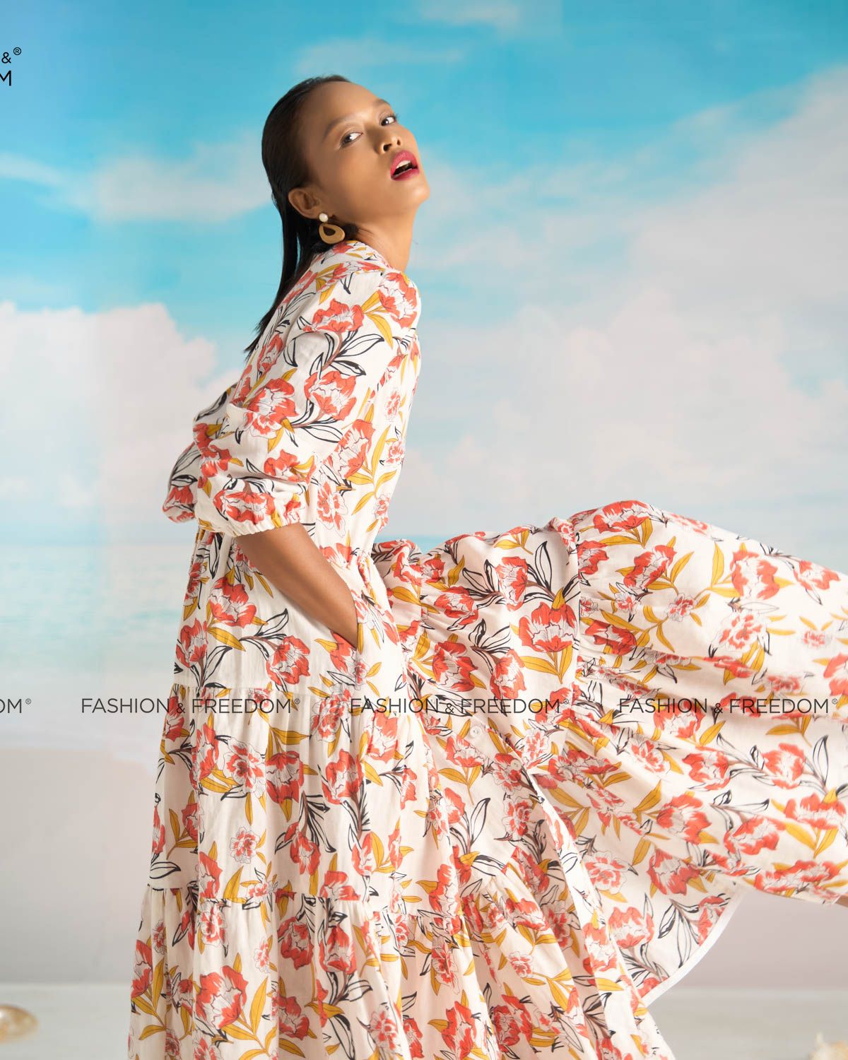 Đầm Linen Trắng Cam Bright And Shine