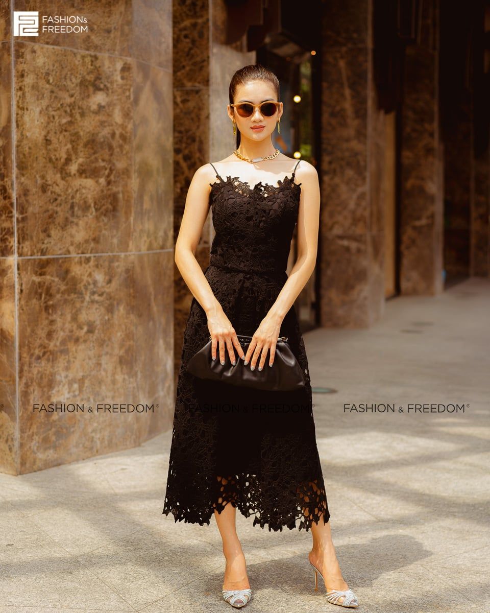 Đầm Ren Đen City Girls