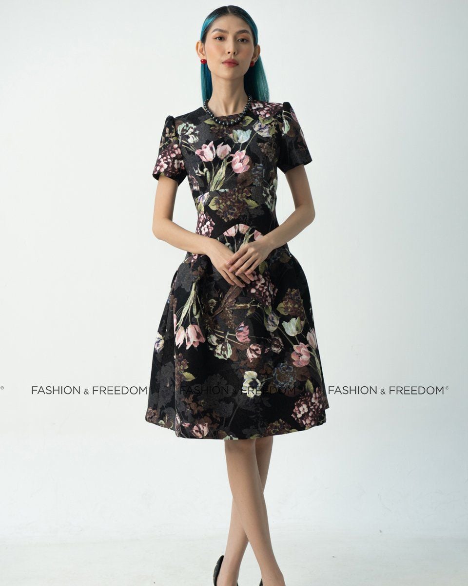 Đầm Gấm Đen Queen Of The Night