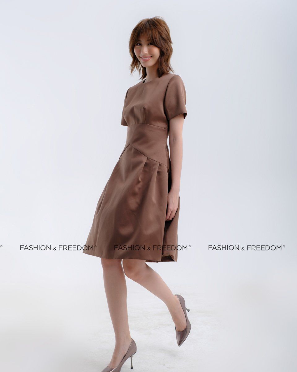 Đầm Gấm Nâu Hương Mùa Hè