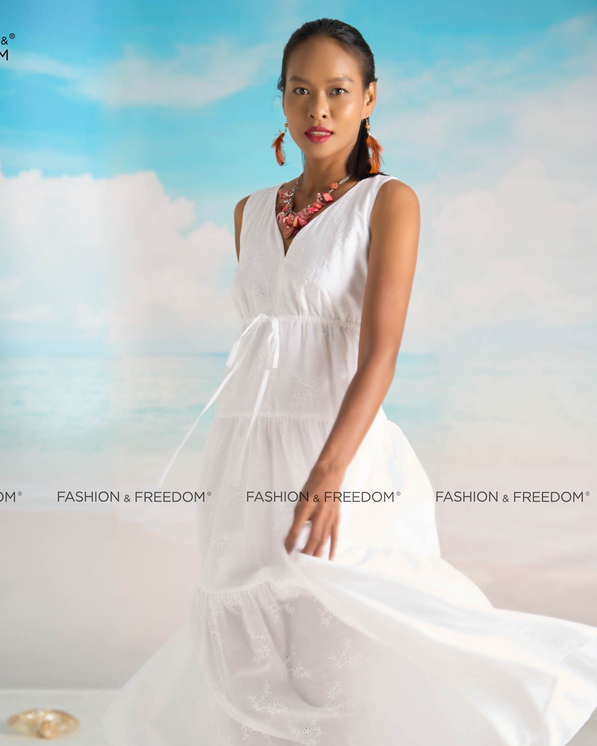 Đầm Cotton Trắng Bright And Shine