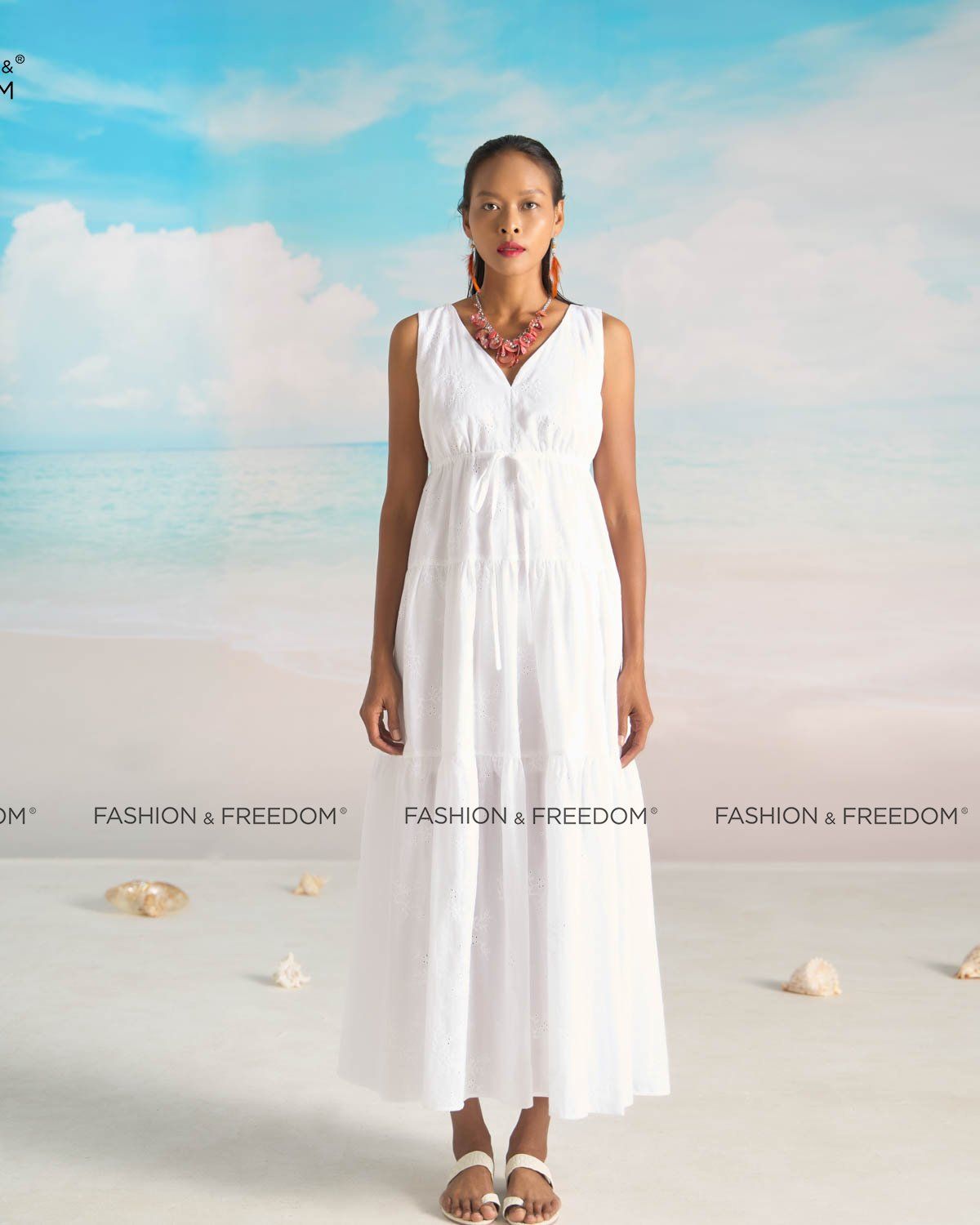 Đầm Cotton Trắng Bright And Shine