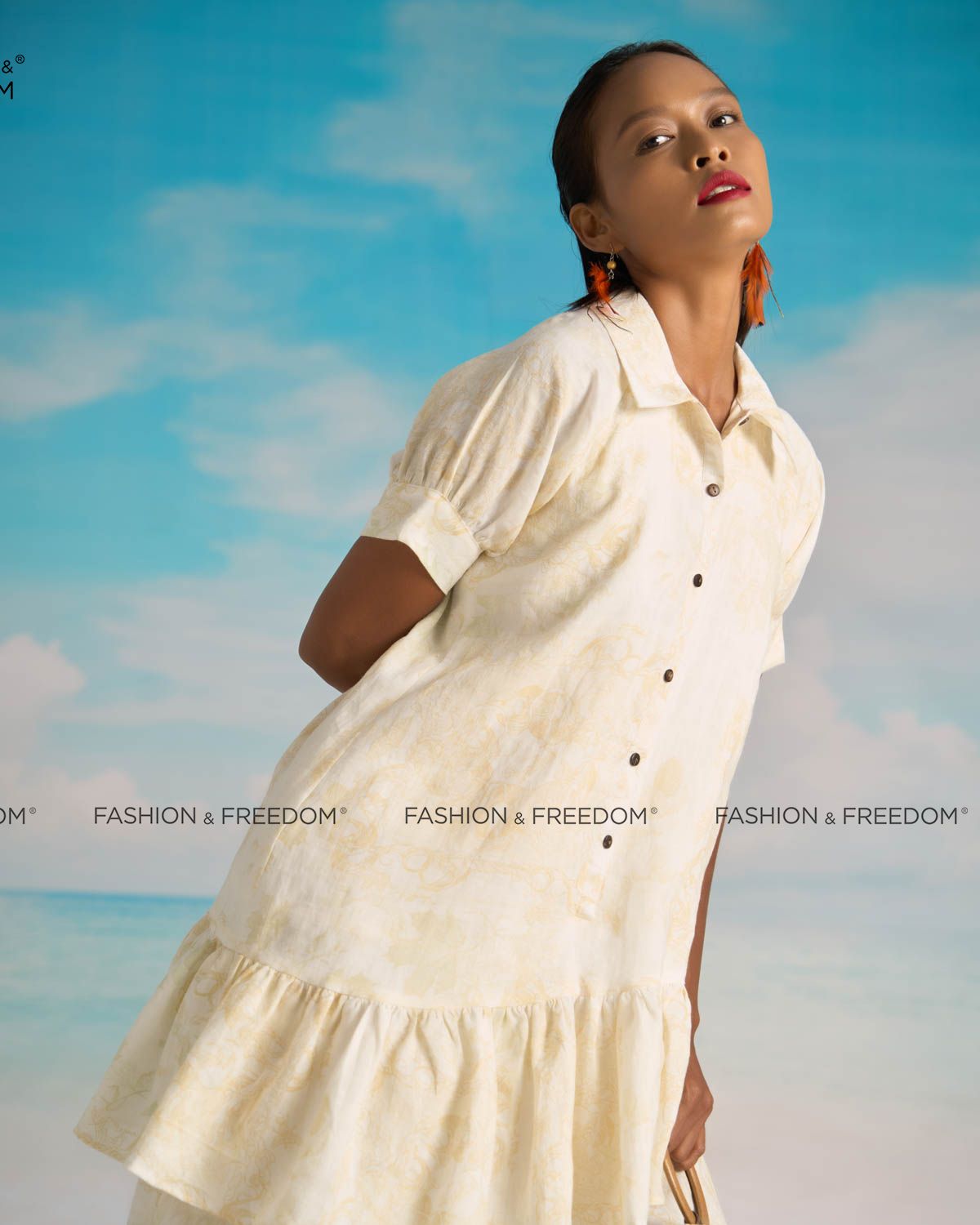 Đầm Linen Kem Vàng Bright And Shine