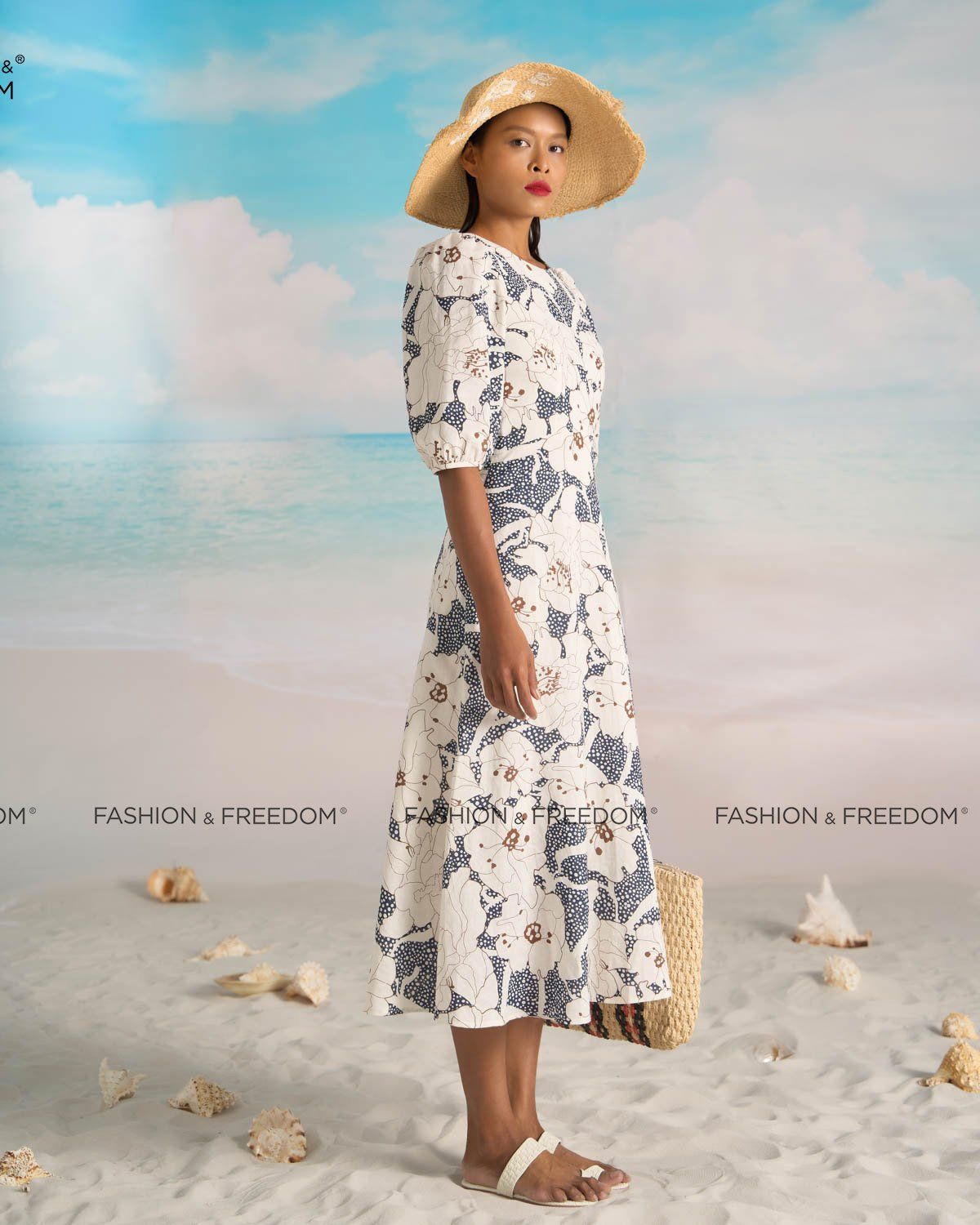 Đầm Linen Trắng Xanh Bright And Shine