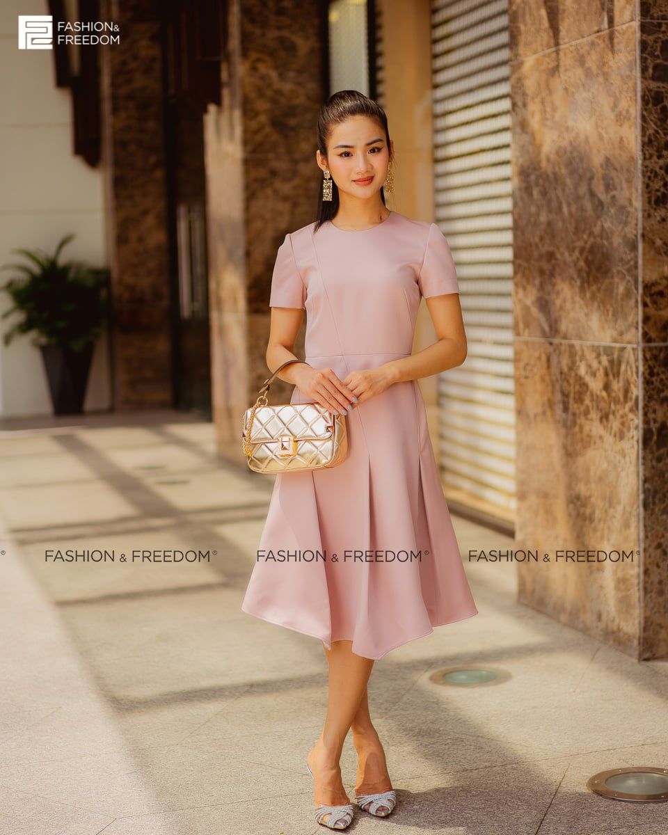 Đầm Gấm Hồng Nhạt Fall Muse