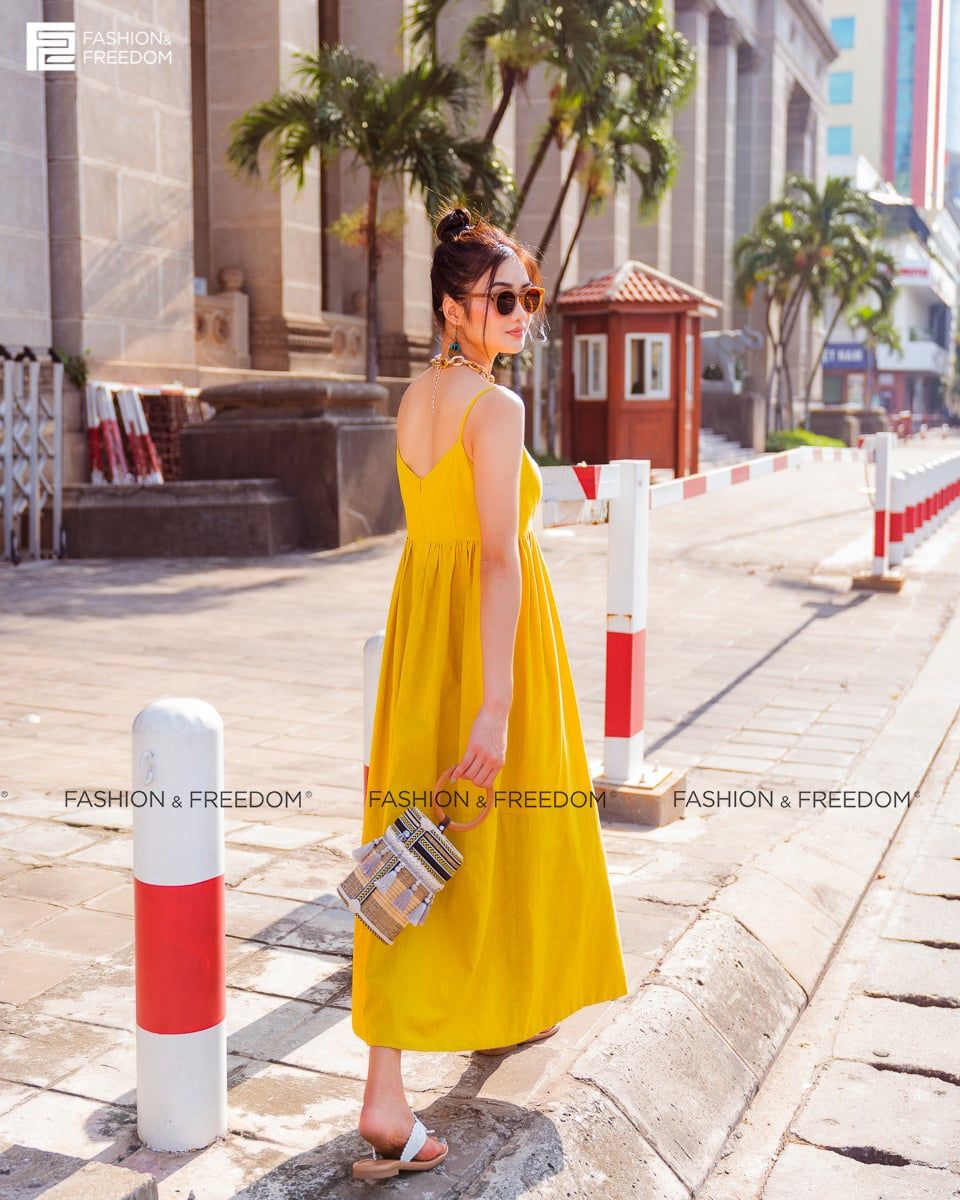 Đầm Linen Vàng Fall Muse