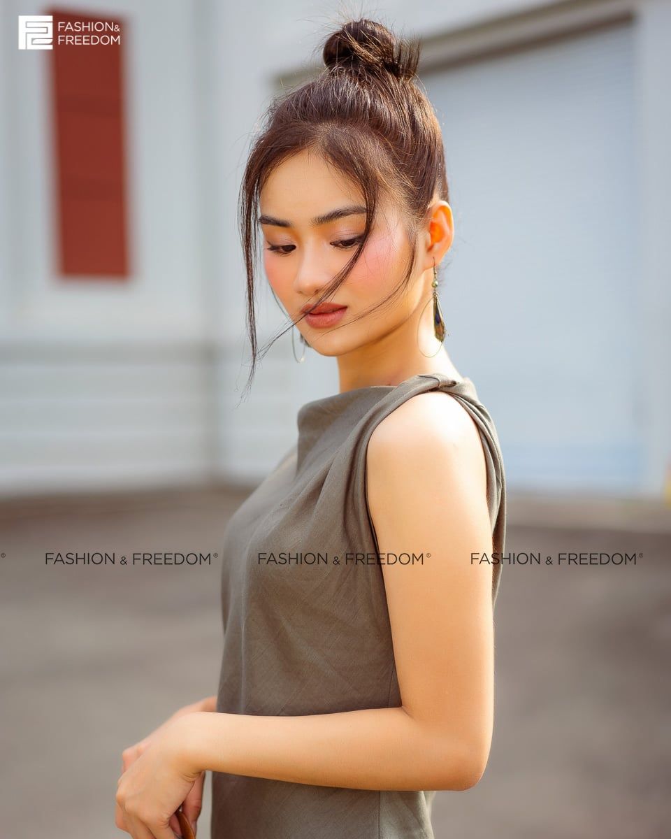 Đầm Linen Rêu Đậm Fall Muse