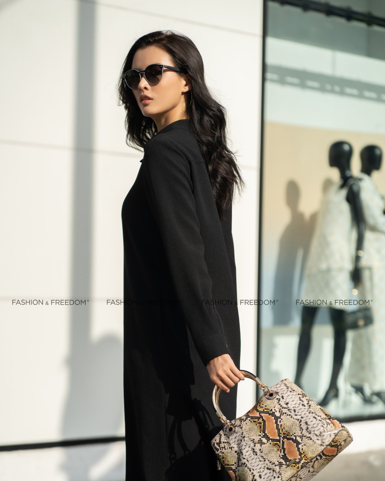 Đầm Lụa Đen Tình Thơ Mùa Thu