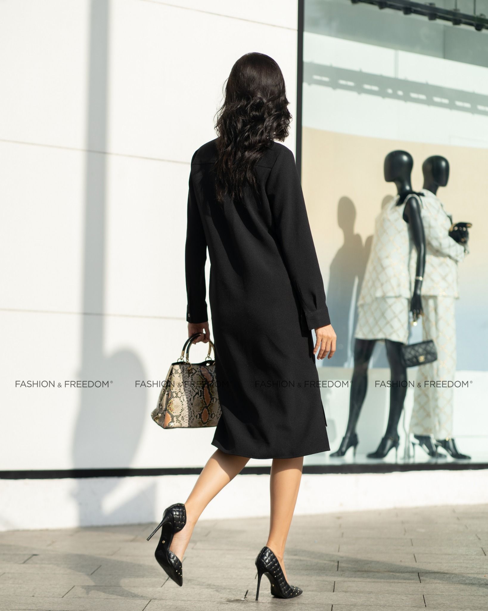 Đầm Lụa Đen Tình Thơ Mùa Thu