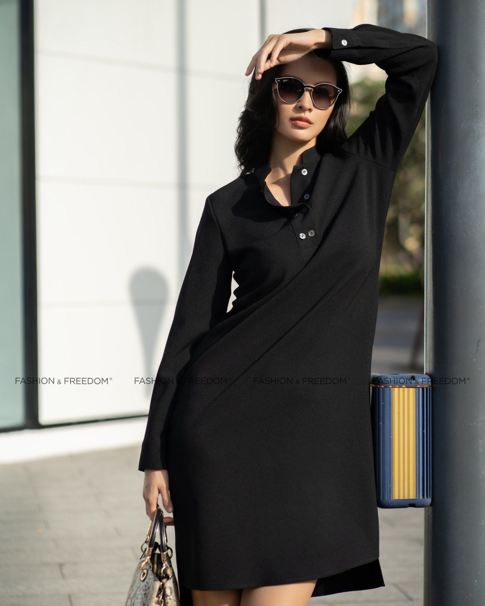 Đầm Lụa Đen Tình Thơ Mùa Thu