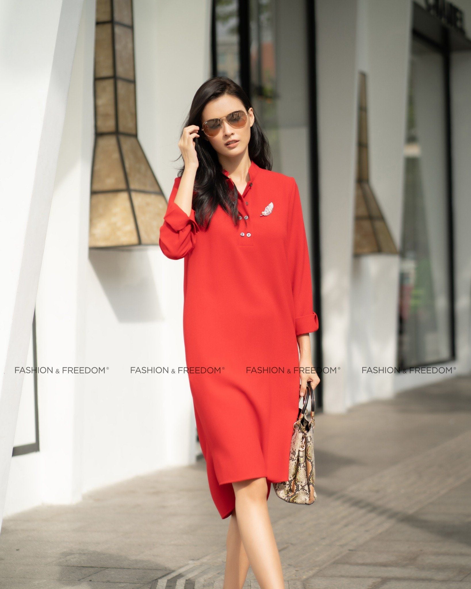 Đầm Lụa Đỏ Tình Thơ Mùa Thu