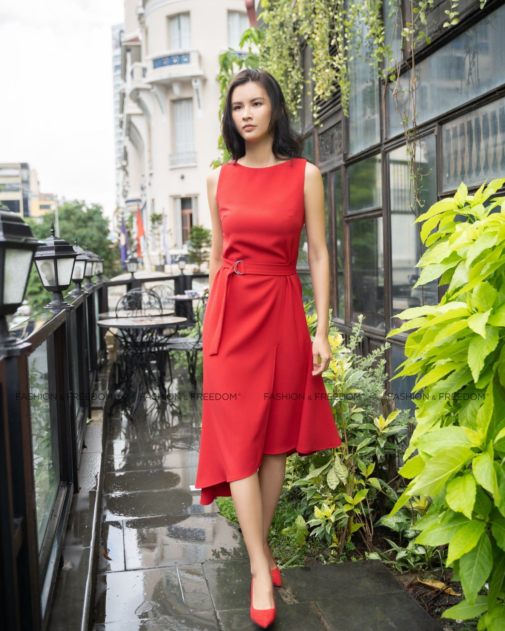 Đầm Lụa Đỏ Tình Thơ Mùa Thu