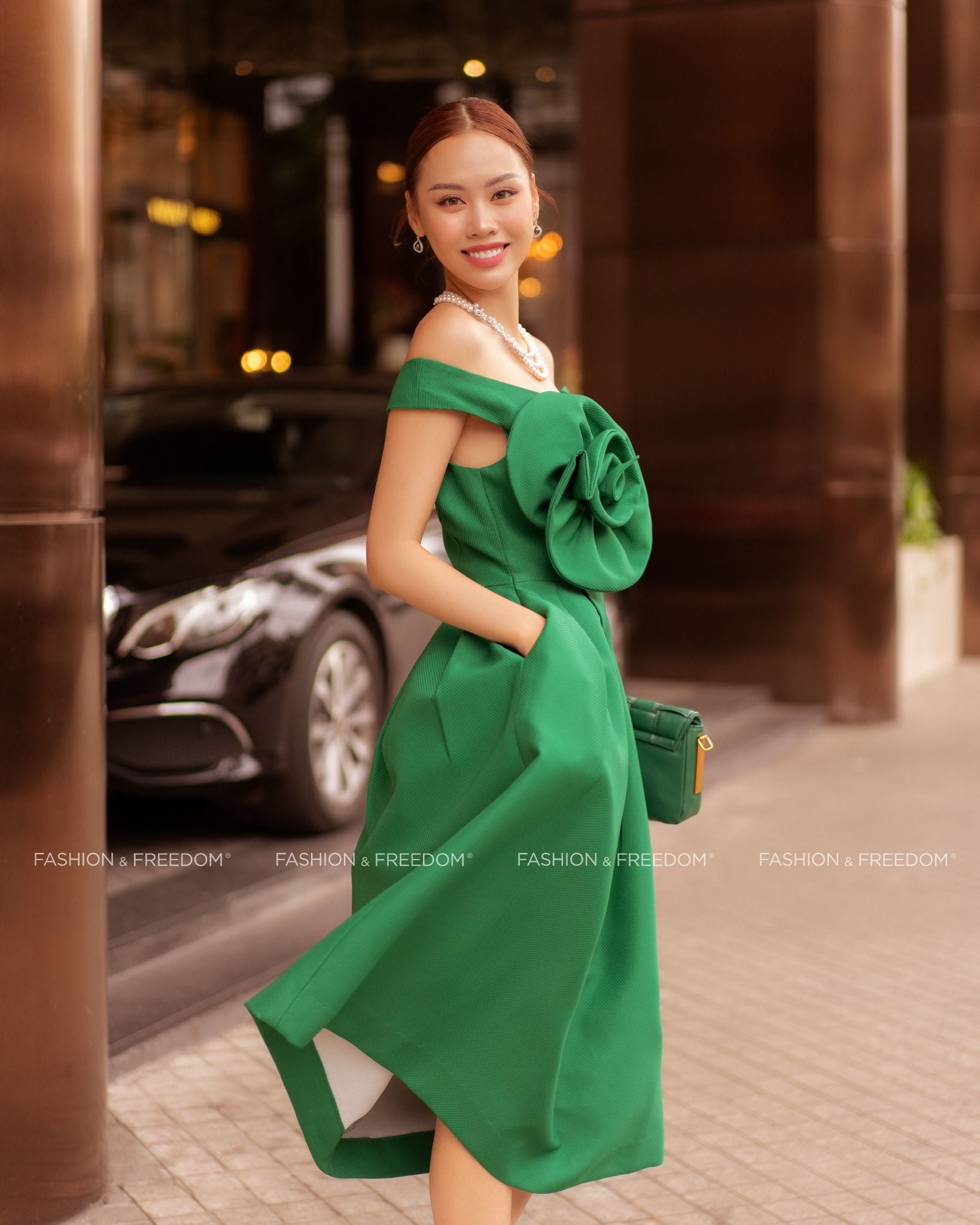 Đầm Gấm Xanh Kết Hoa