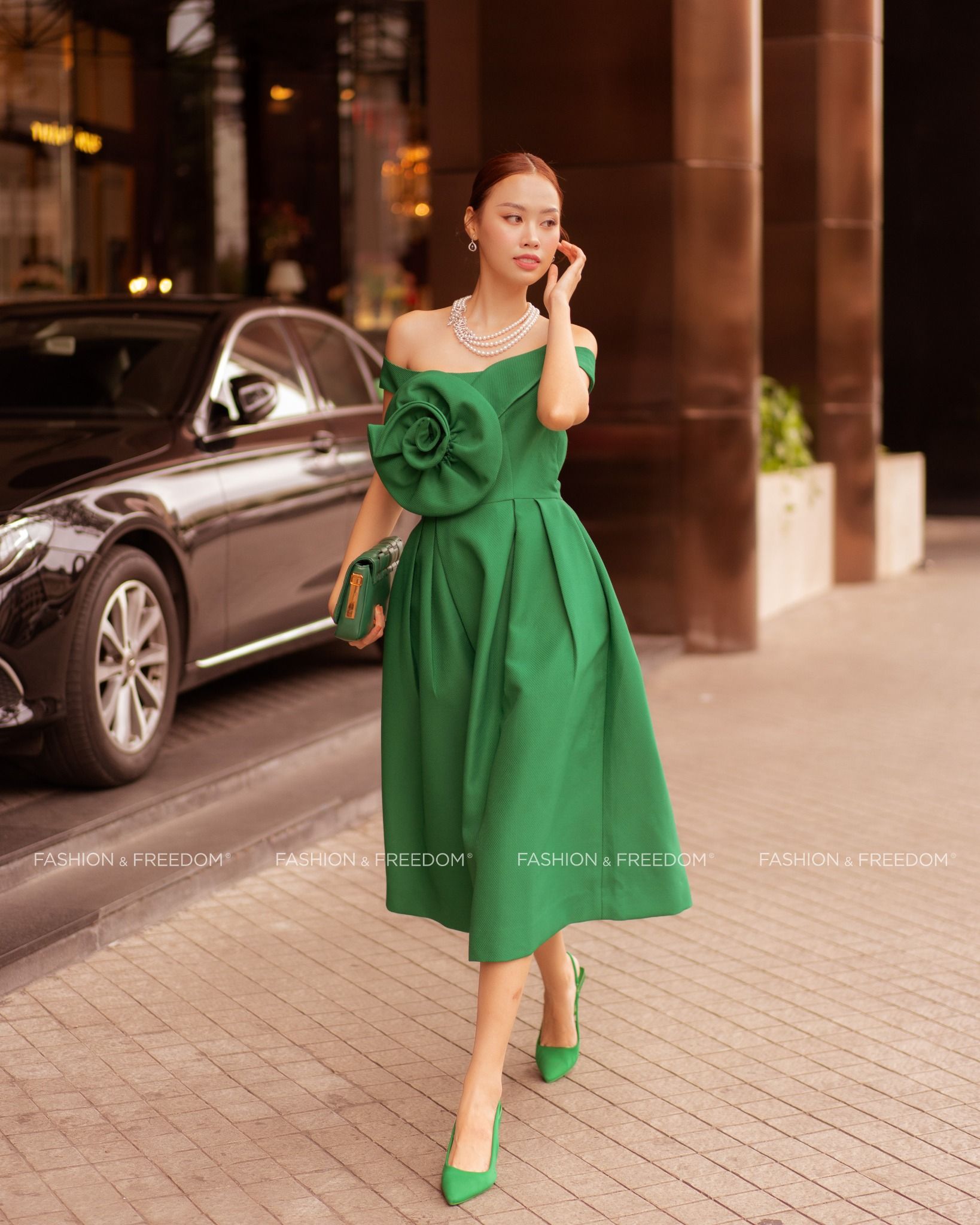 Đầm Gấm Xanh Kết Hoa