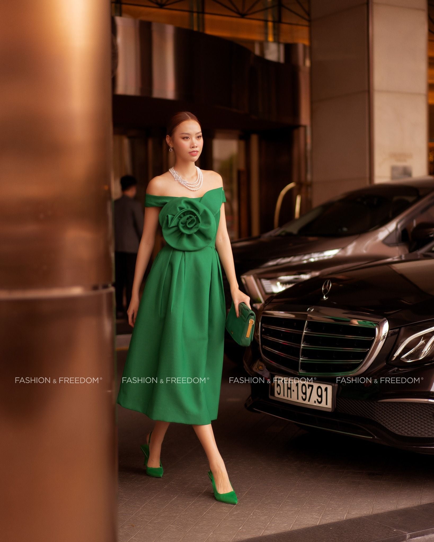 Đầm Gấm Xanh Kết Hoa