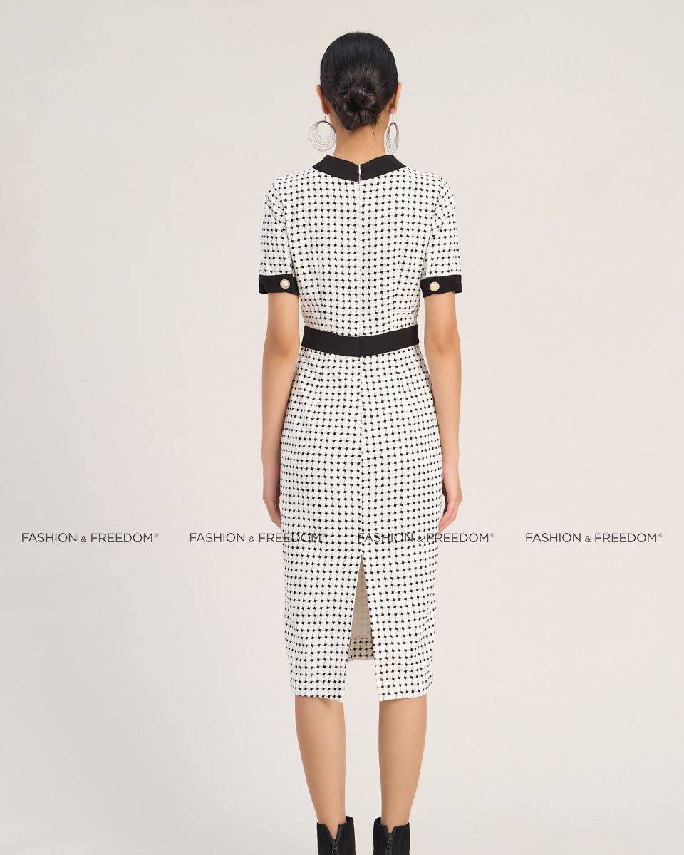 ĐẦM GẤM TRẮNG CA RÔ