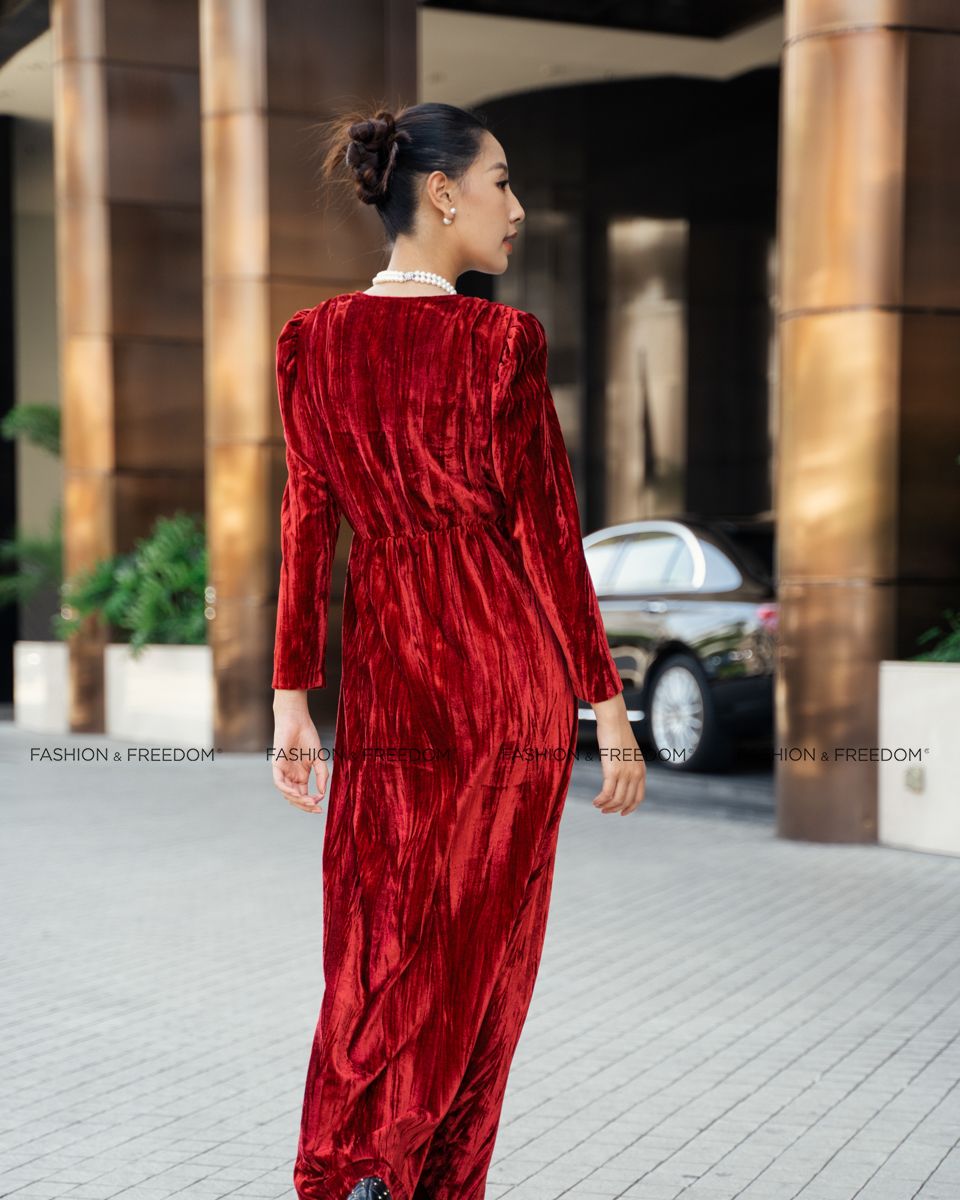 Đầm Nhung Nữ Đỏ Sắc Màu Tự Do
