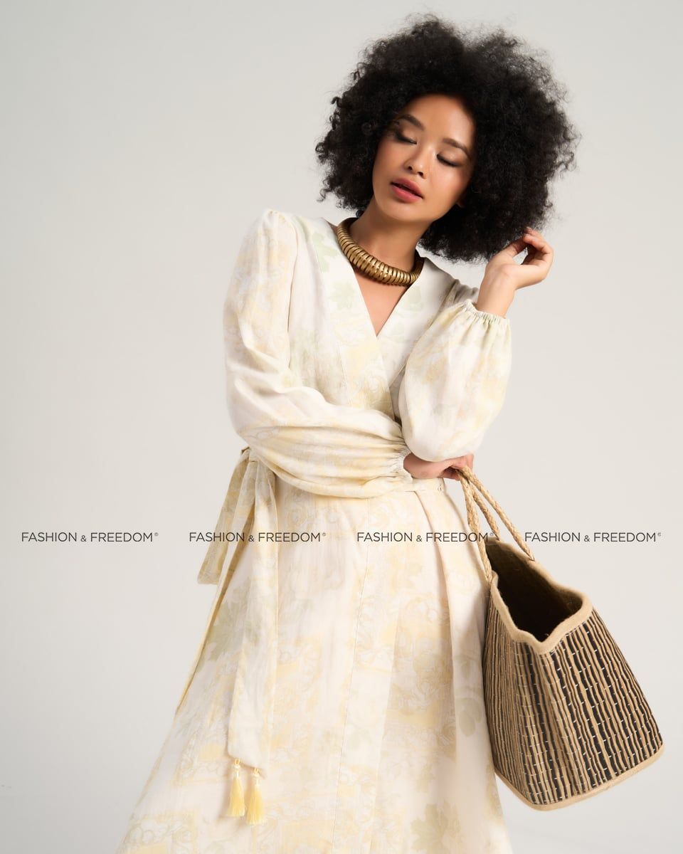 Đầm Linen Nữ Kem Họa Tiết Sắc Màu Tự Do