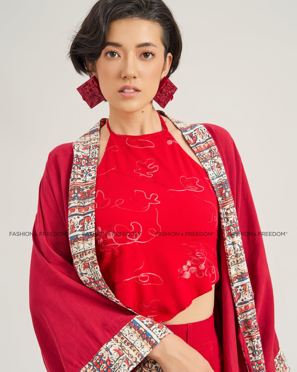 Áo Kiểu Nữ Linen Đỏ The Girl In Vogue