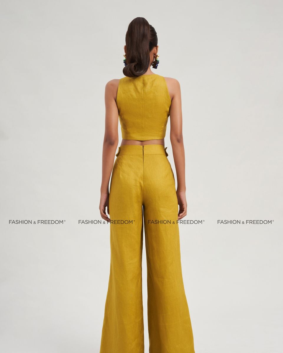 Áo Ghi Lê Linen Nữ Vàng Modern Women