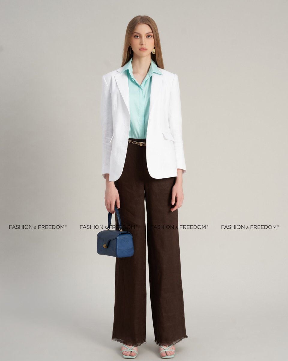 Áo Vest Linen Trắng Chocolate Fall In Love