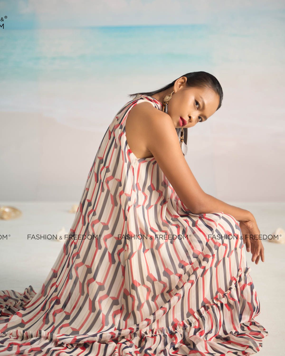 Đầm Voan Kem Họa Tiết Bright And Shine