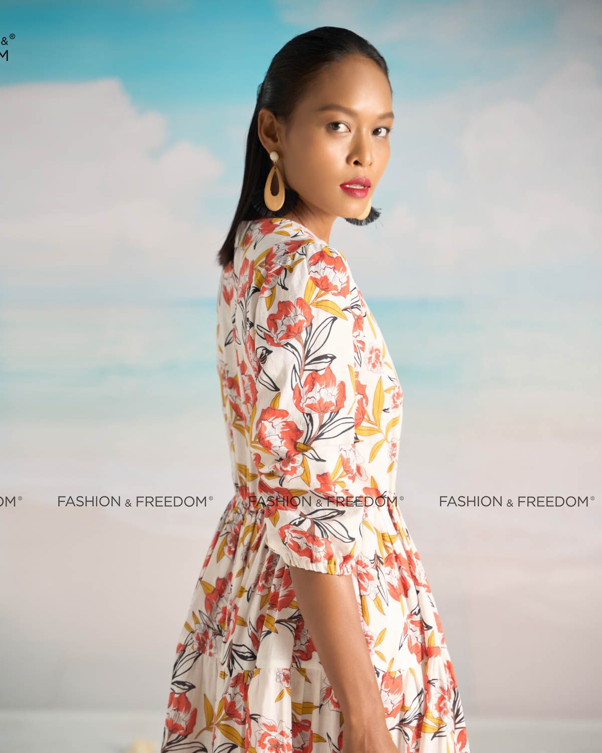 Đầm Linen Trắng Cam Bright And Shine