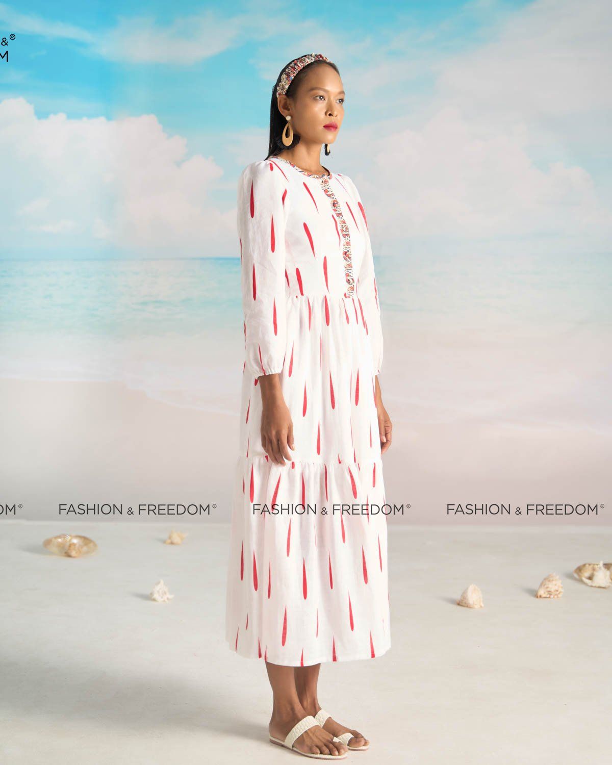 Đầm Linen Trắng Đỏ Bright And Shine