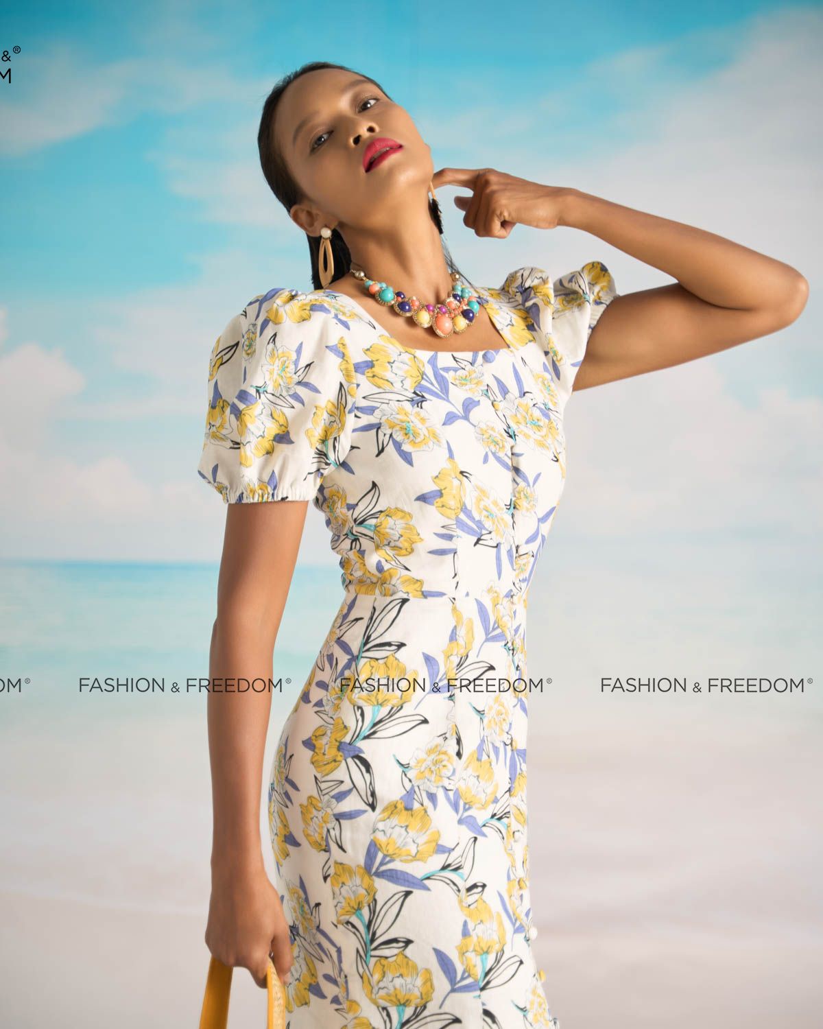 Đầm Linen Trắng Vàng Bright And Shine