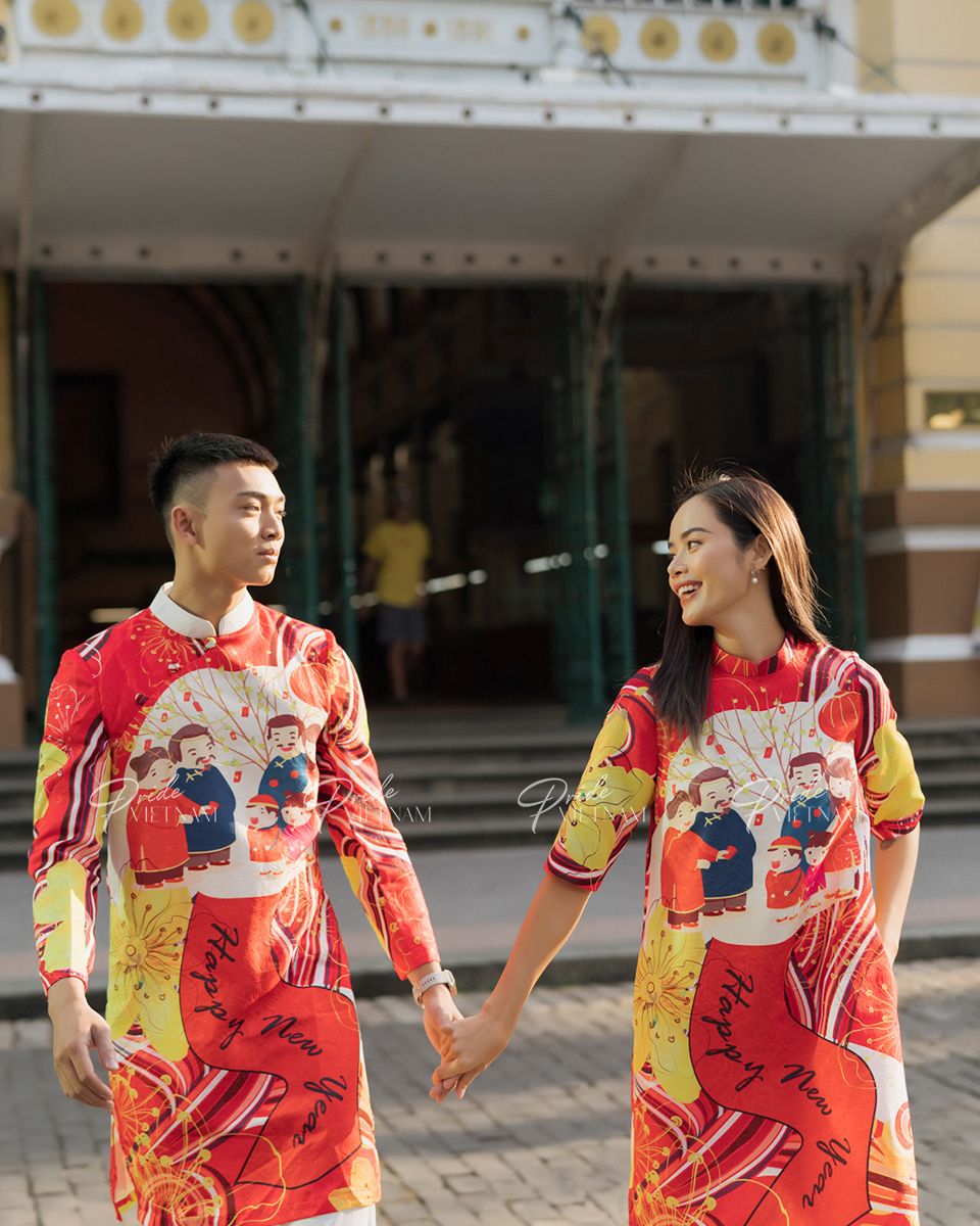 Áo Dài Gấm Đỏ Têt Đoàn Viên