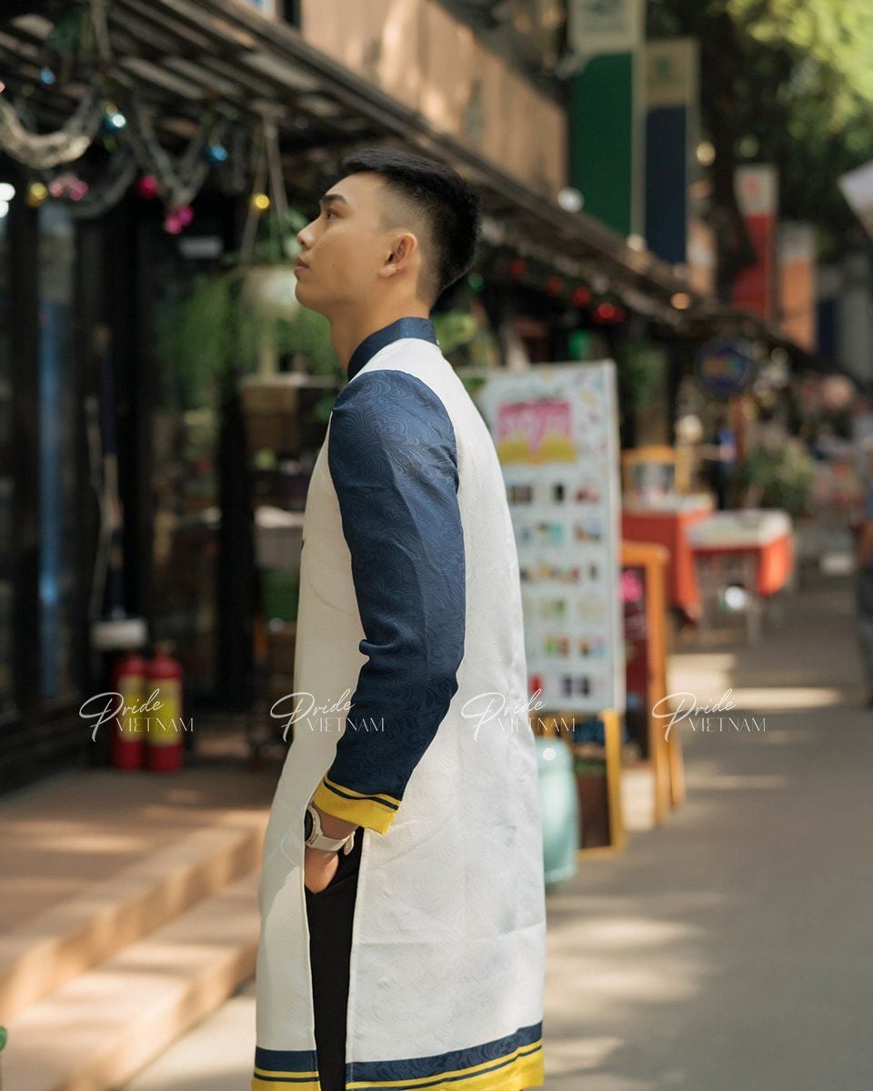 Áo Dài Gấm Trắng Tết Đoàn Viên