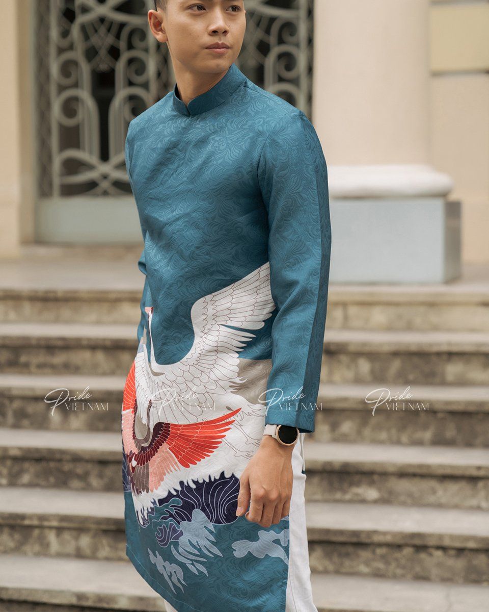 Áo Dài Gấm Xanh Bừng Sắc Xuân