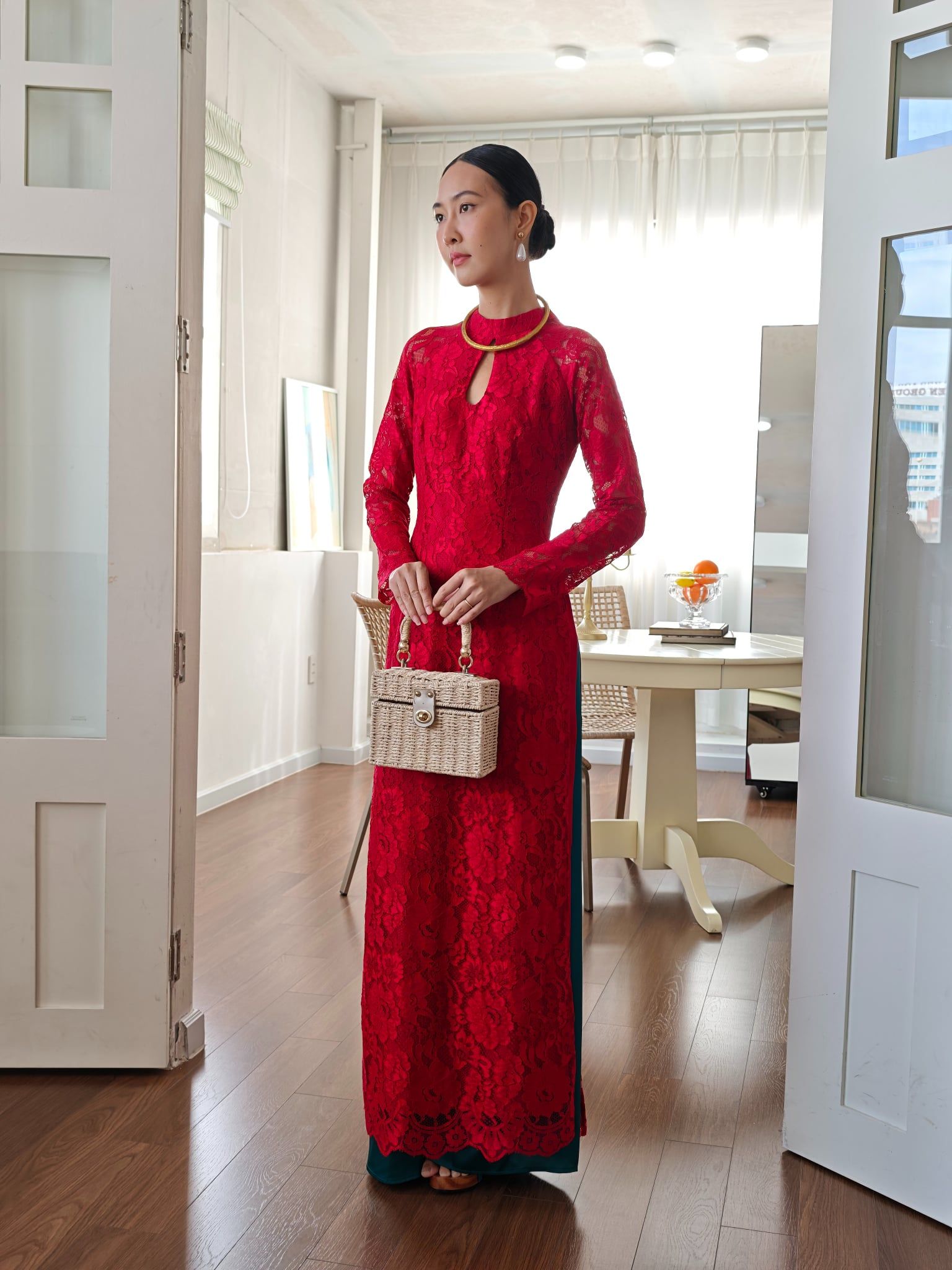 Áo Dài Ren Đỏ Pride Việt Nam
