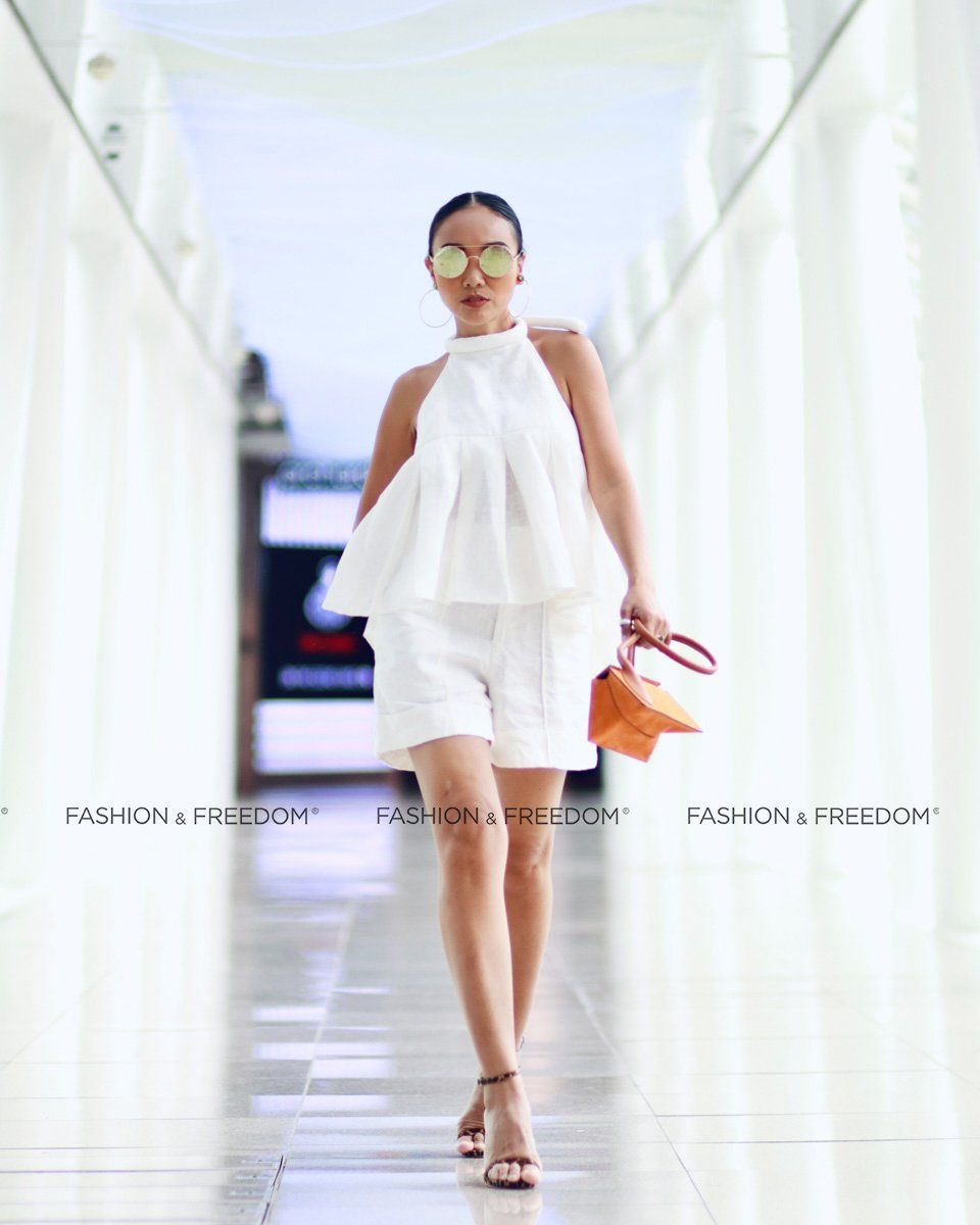 Áo Kiểu Linen Trắng  Chocolate Fall In Love