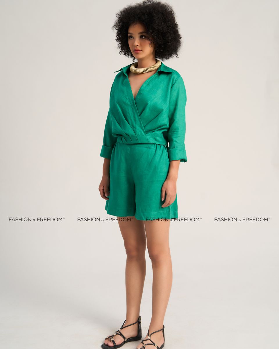 Quần Short Linen Xanh Lá Sắc Màu Tự Do