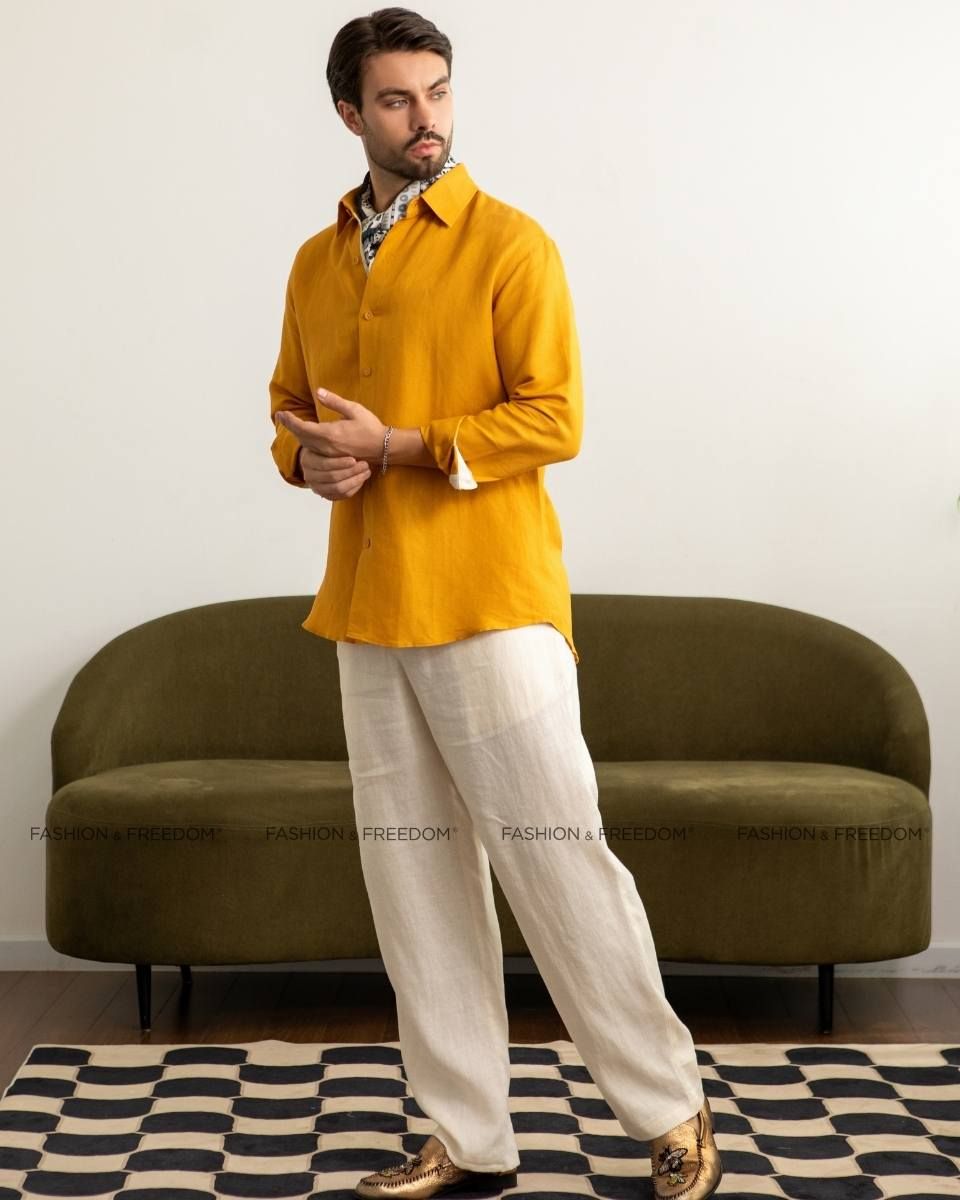 Áo Sơ Mi Linen Nam Vàng Phối Họa Tiết