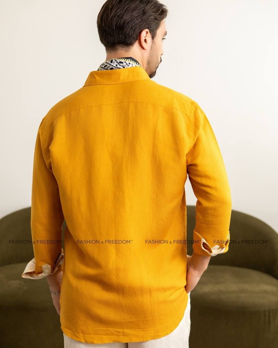 Áo Sơ Mi Linen Nam Vàng Phối Họa Tiết