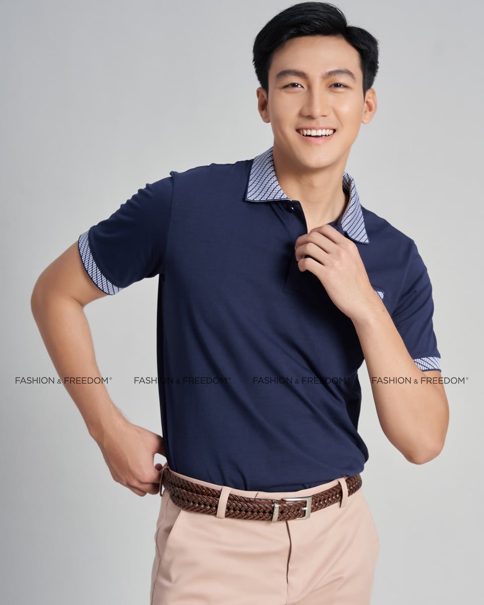 Áo Thun Nam Cotton Xanh Có Cổ Holidays Vibes