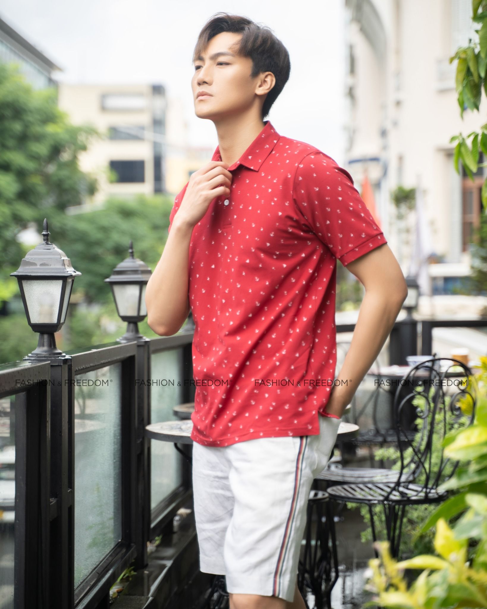 Áo Thun Nam Cotton Đỏ In Họa Tiết