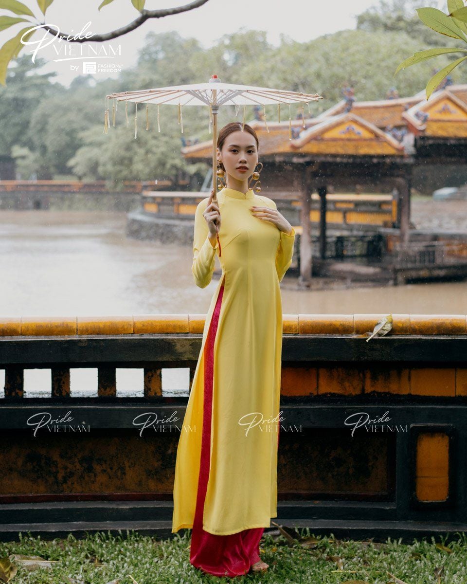 Áo Dài Chiffon Vàng Pride Việt Nam
