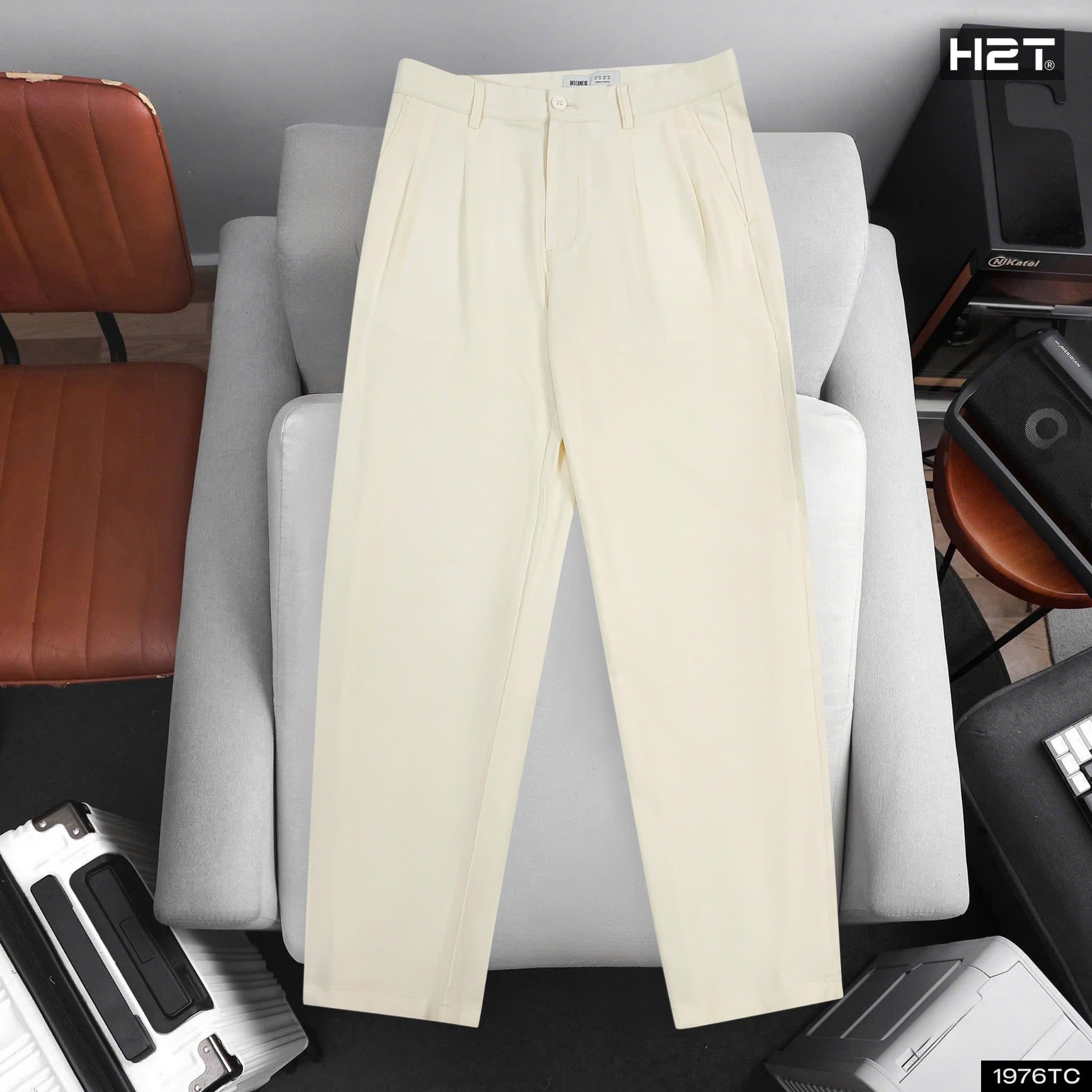  Quần Đũi Ống Suông Xếp Ly 1976 