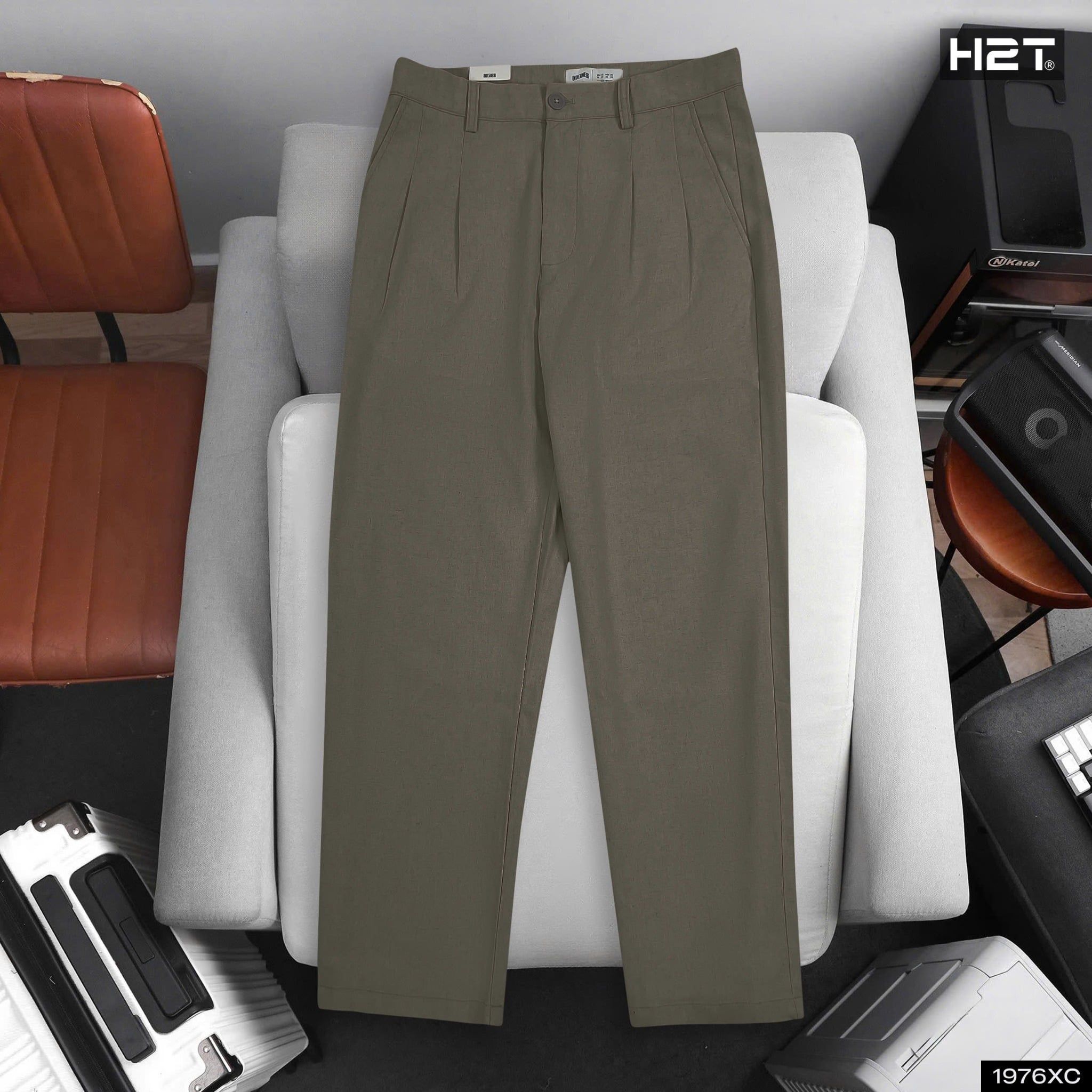  Quần Đũi Ống Suông Xếp Ly 1976 