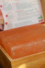 Đá Muối Xông Chân Himalaya 20×20×5 cm – Phiến Đá Lớn Giữ Nhiệt Tốt, Thư Giãn Toàn Thân