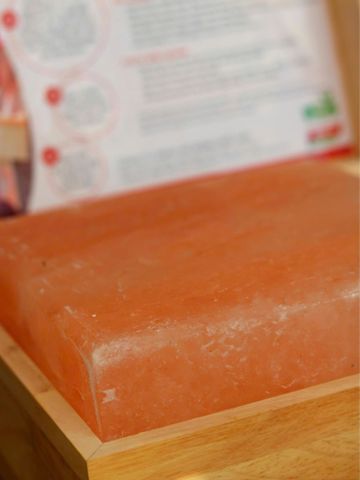 Đá Muối Xông Chân Himalaya 20×20×5 cm – Phiến Đá Lớn Giữ Nhiệt Tốt, Thư Giãn Toàn Thân