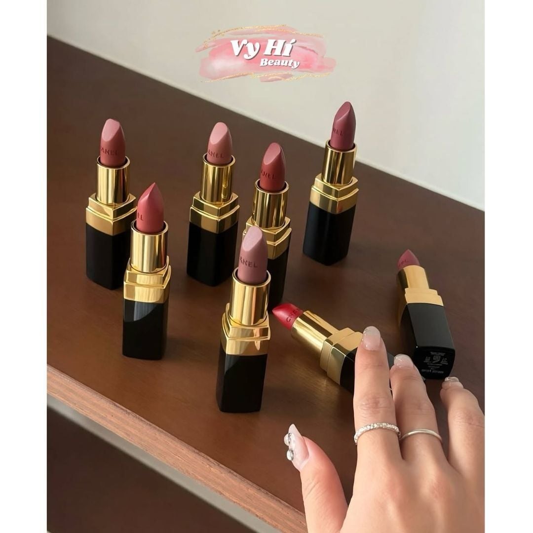 Son thỏi Chanel Rouge Coco Longwear Satin Hydrating and Smoothing Lip Care 3.5g