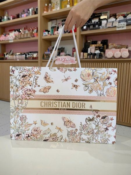 Túi giấy Dior LIMITED size 29.5 x 13.3 x 42 cm