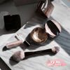 Cọ lẻ Hourglass Brush