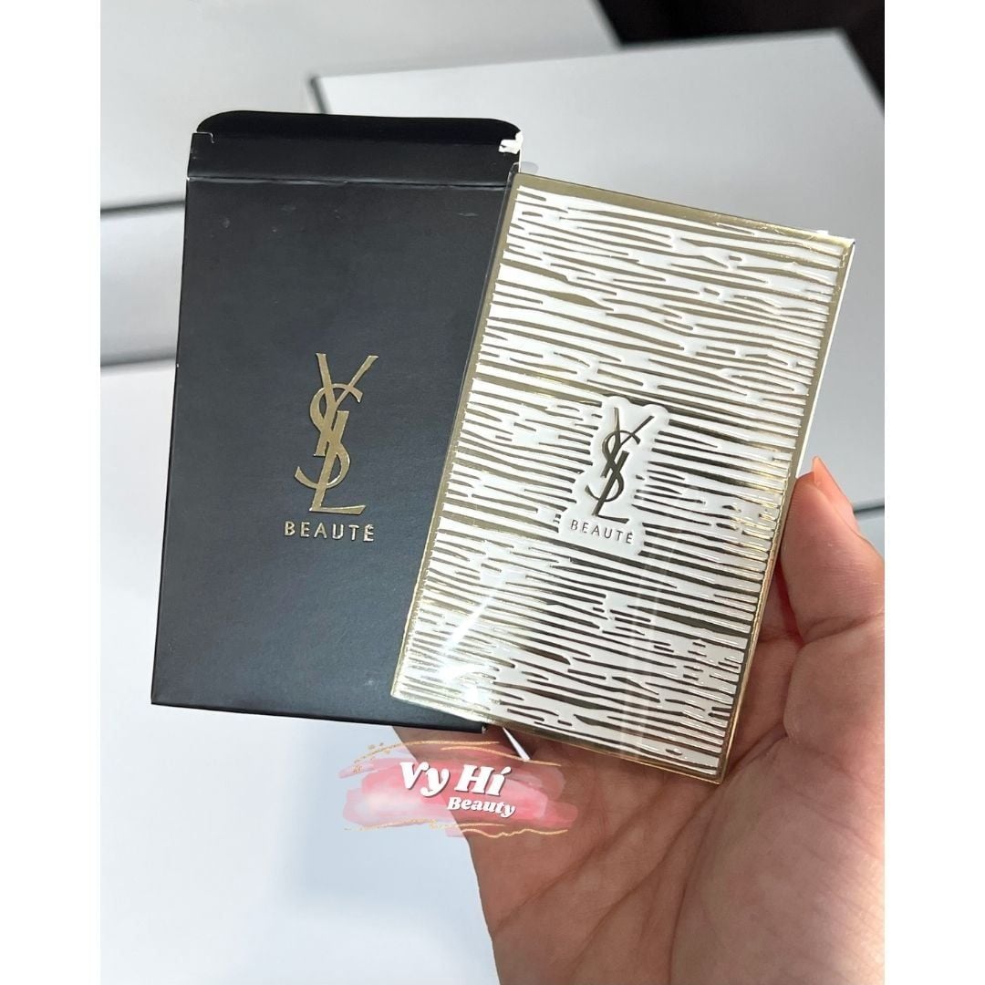Gương YSL gift VÂN TRẮNG 9 x 5 cm