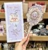 Bản nội địa BUNNY GARDEN - Gương cầm tay Flower Knows THỎ kích thước 22 x 9.8 cm