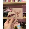Bông mút phủ phấn Charlotte Tilbury